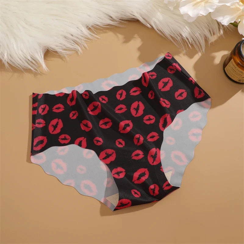 3Pcs Seamless Women's Panties S-XXL Sexy Butterfly Briefs Fashion Leopard Heart Breathable Female Comfortable Cozy Sexy Lingerie
