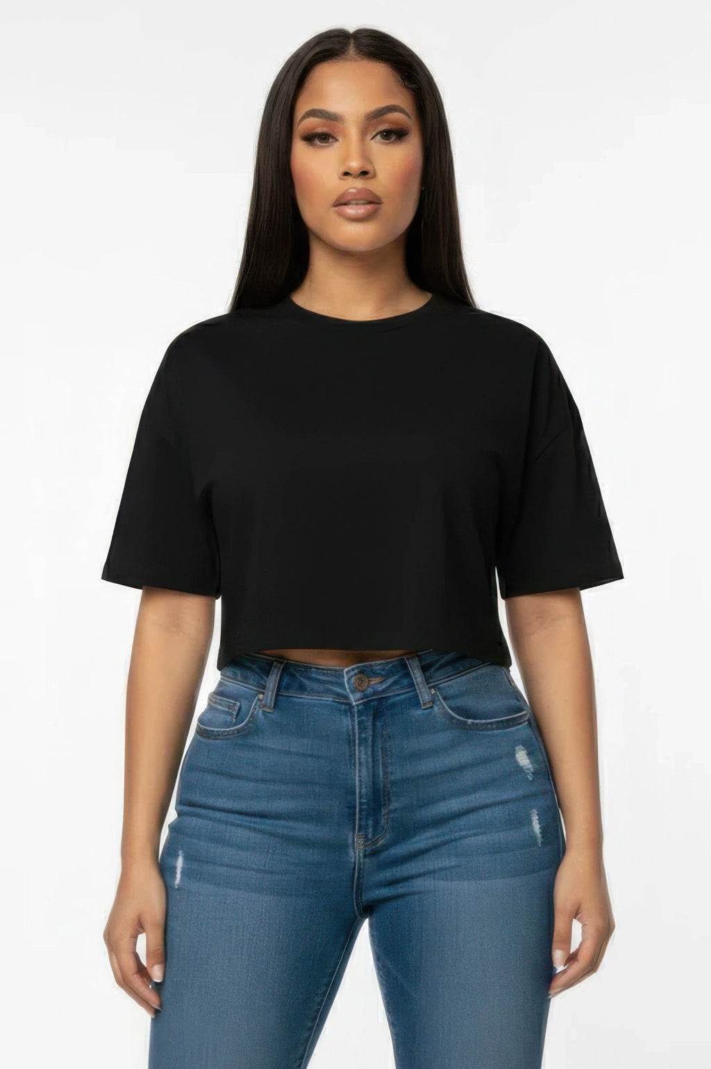 Everyday Essential Cropped Crew Neck T-Shirt