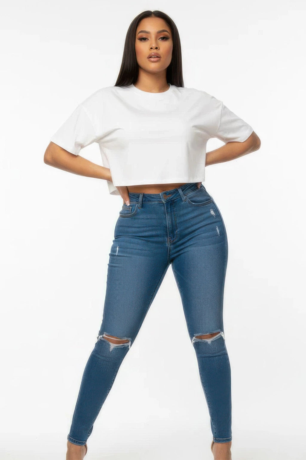 Everyday Essential Cropped Crew Neck T-Shirt
